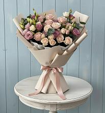 Букет цветов из:  Розы и Лизиантусы в Никольское