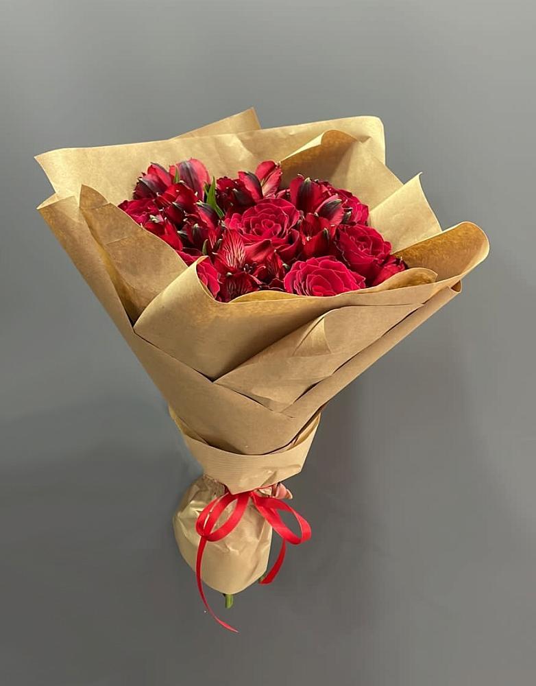 Букет цветов из: Альстромерии и Розы в Никольское