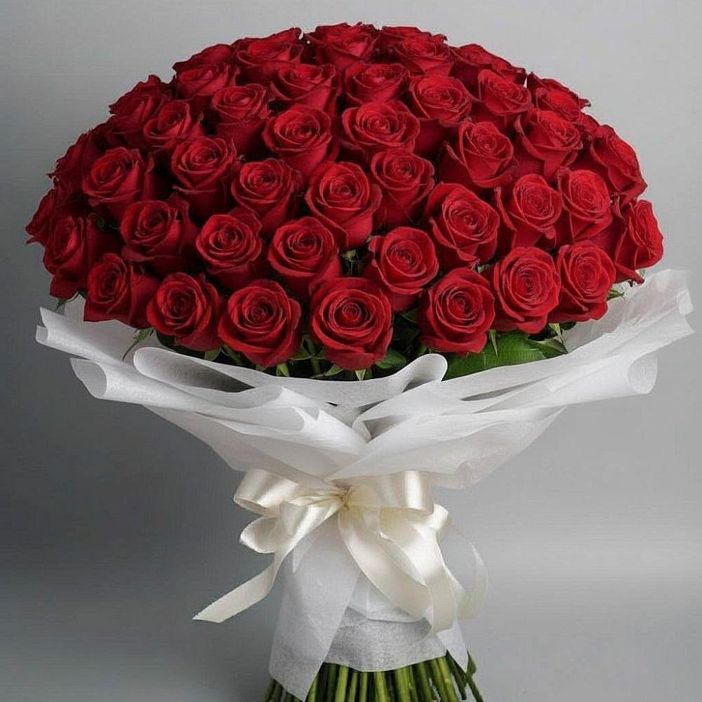 Букет 101 Красная роза Блэк Мэджик в Никольское