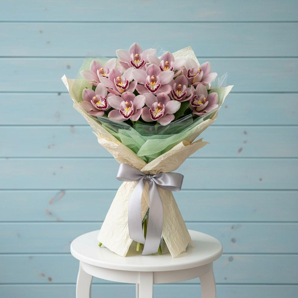 Букет цветов из: Орхидеи и Розы в Никольское