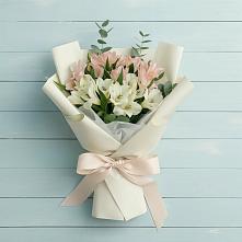 Букет цветов из:  Альстромерии в Никольское