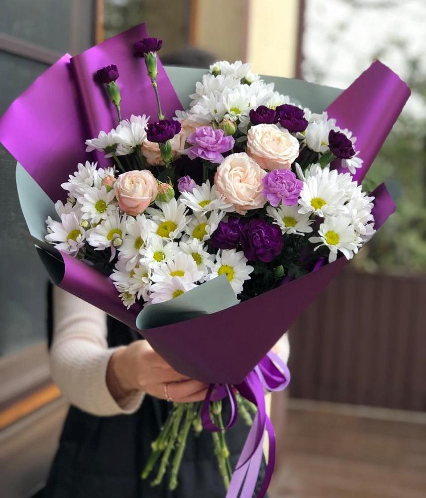 Букет цветов из: Хризантемы, Гвоздики и Розы в Никольское