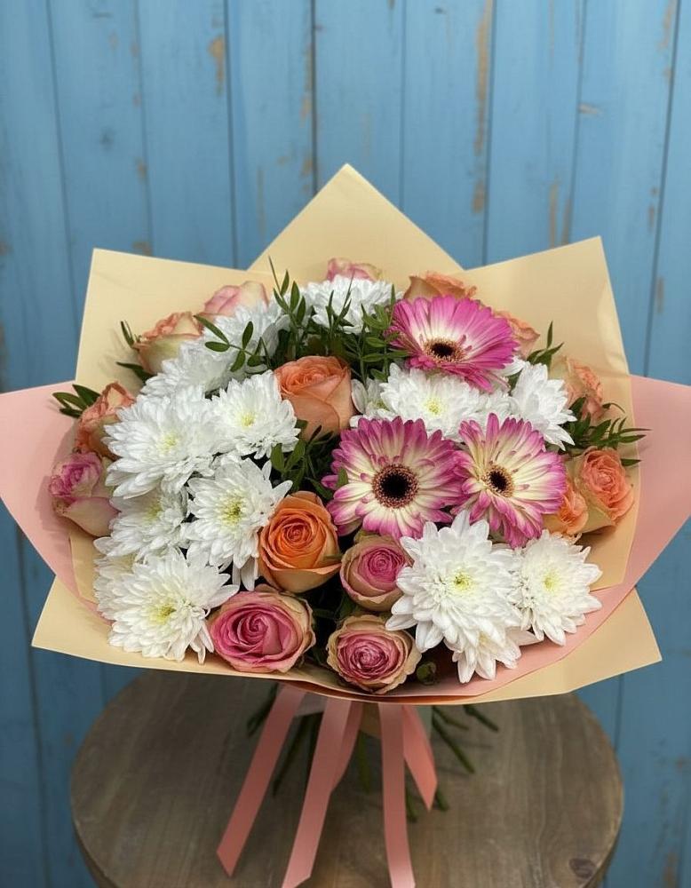 Букет цветов из: Розы, Герберы и Хризантемы в Никольское