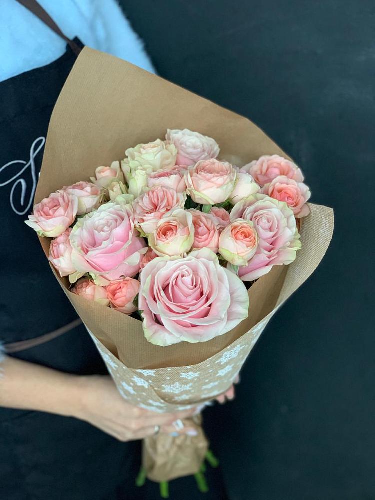 Букет цветов из: Хризантемы и Розы в Никольское