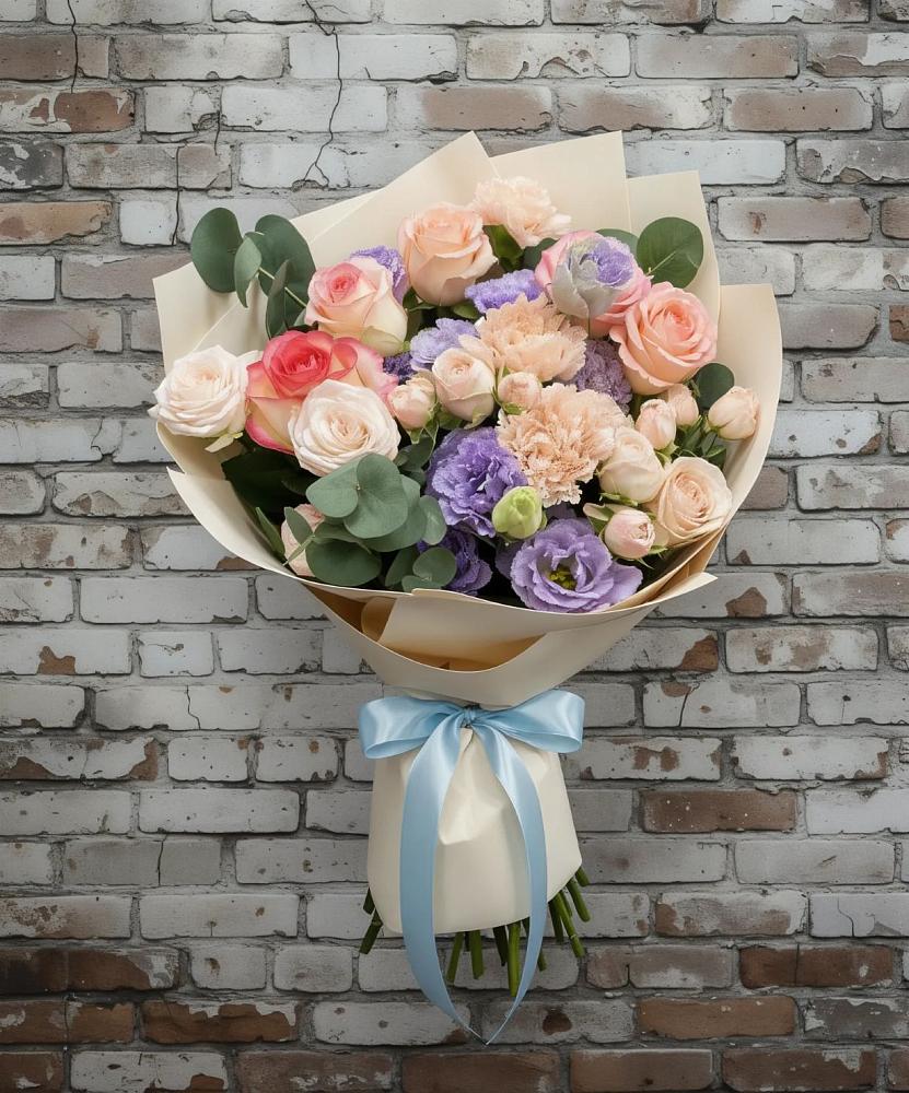 Букет цветов из: Розы, Лизиантусы и Гвоздики в Никольское