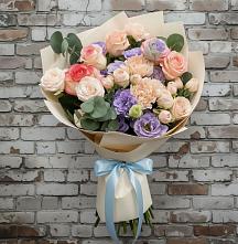 Букет цветов из:  Розы, Лизиантусы и Гвоздики в Никольское