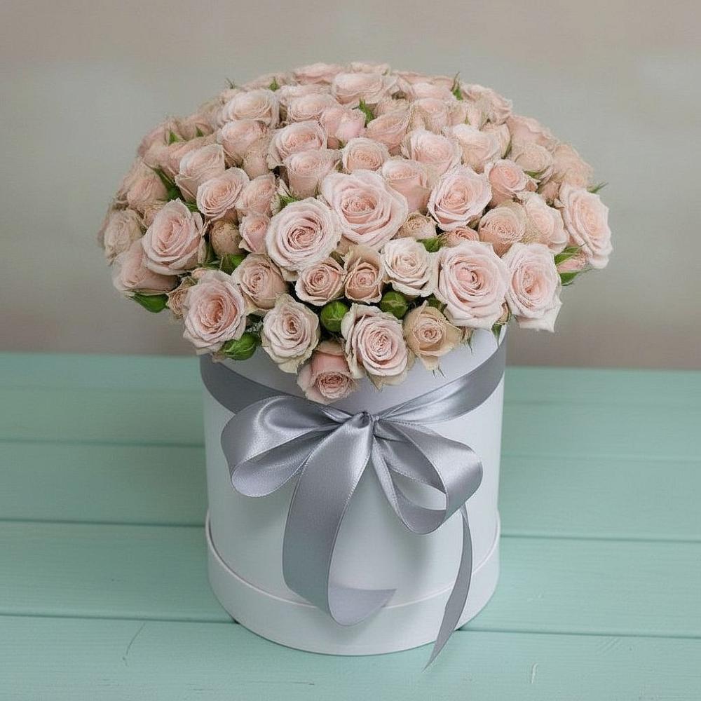 Цветочная композиция из Розы в шляпной коробке в Никольское