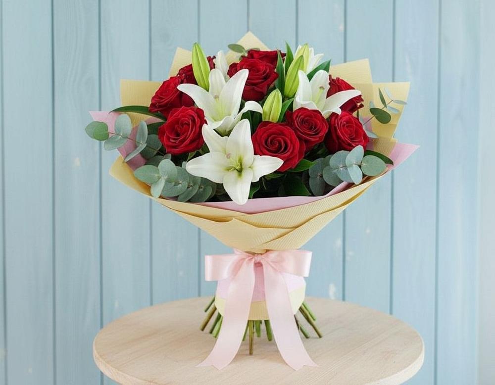 Букет цветов из: Лилии и Розы в Никольское